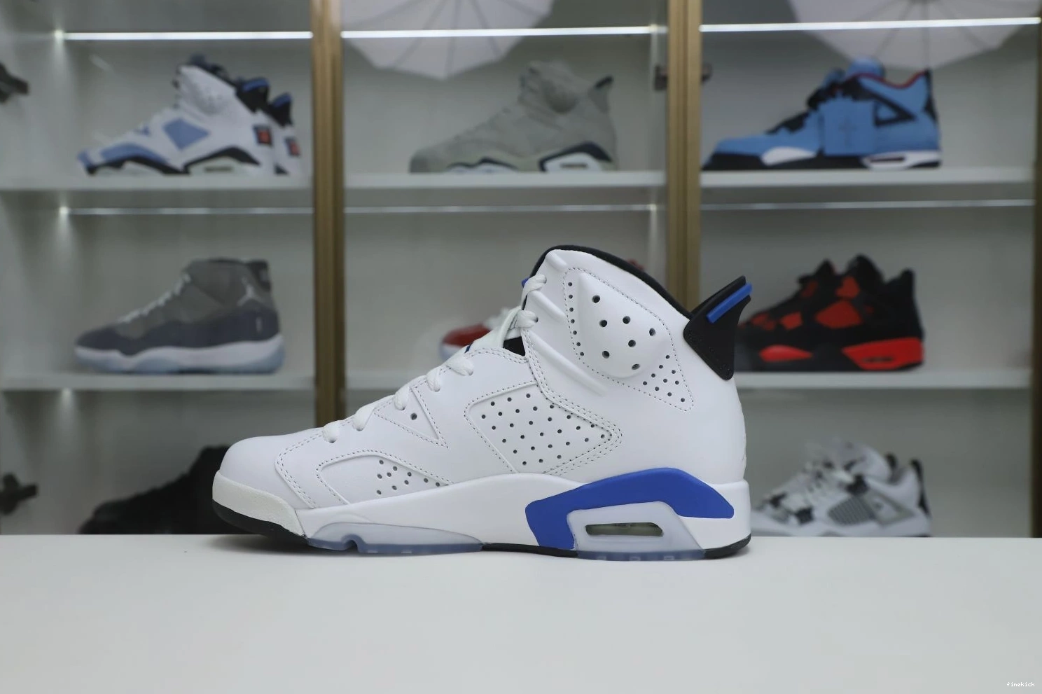 6 JORDAN RETRO SPORT AIR BLUE 0730